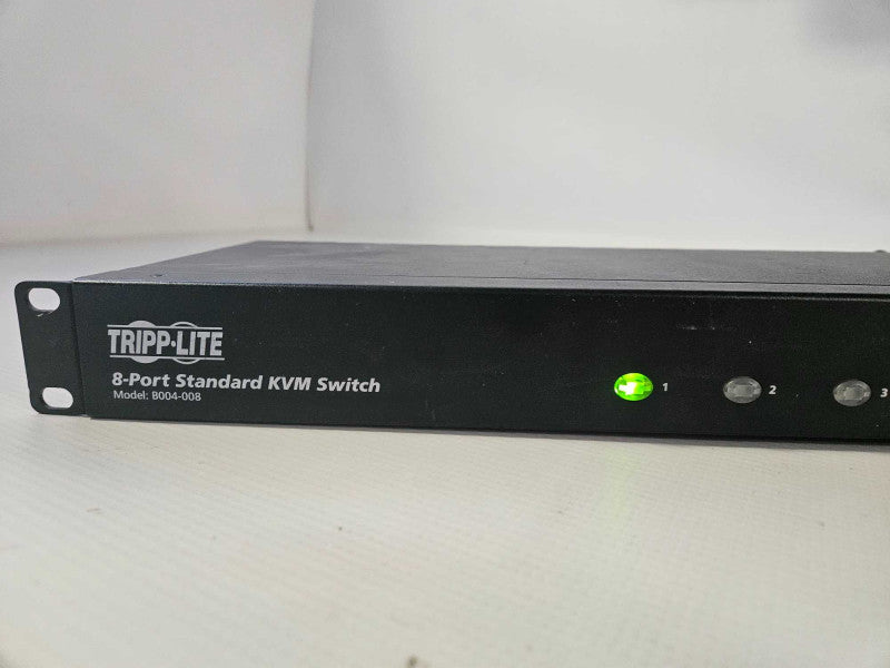 Tripp-Lite 8 Port Standard KVM Switch Model B004-008 )