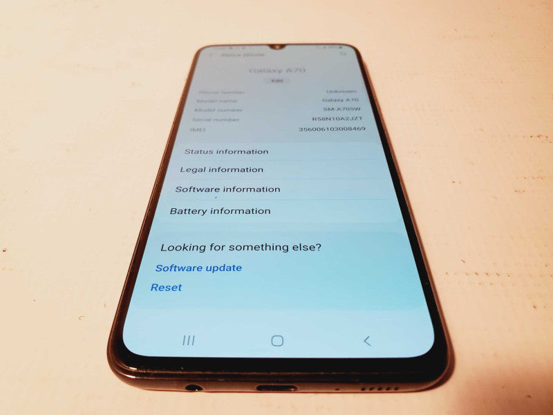 Samsung Galaxy A70 - 128GB - Purple (