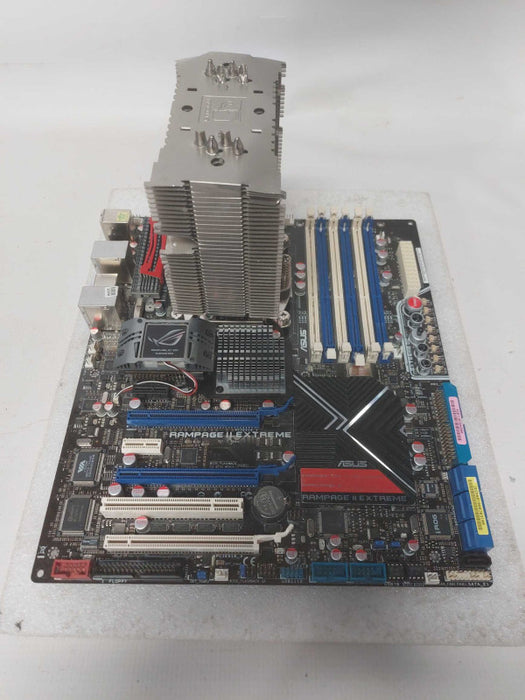 ASUS RAMPAGE II Extreme X58 1366 Motherboard w/ i7-975 CPU/ Fan