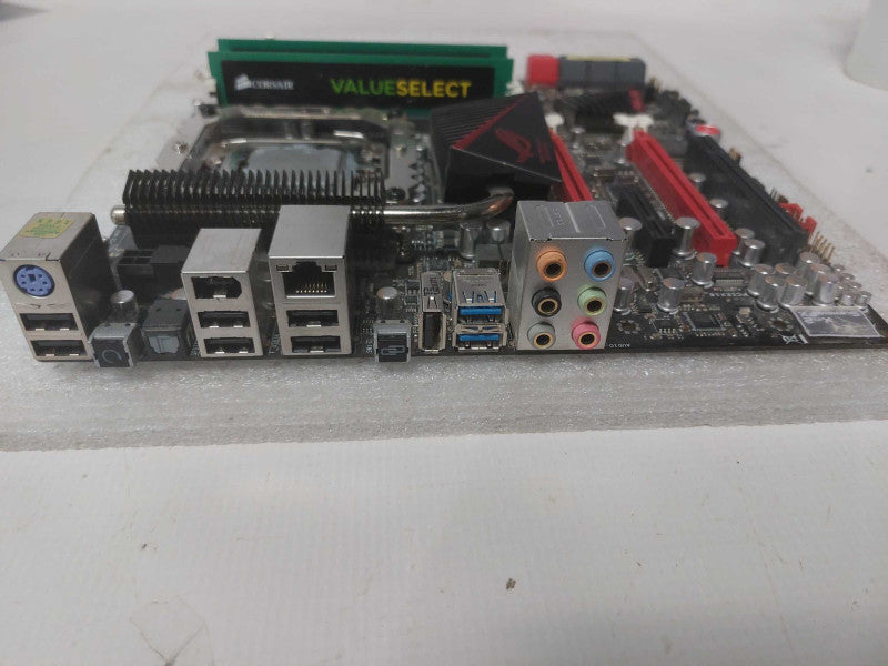 ASUS Rampage III Gene : LGA1366, X58, DDR3, ATX/CPU i7-950/8gb RAM