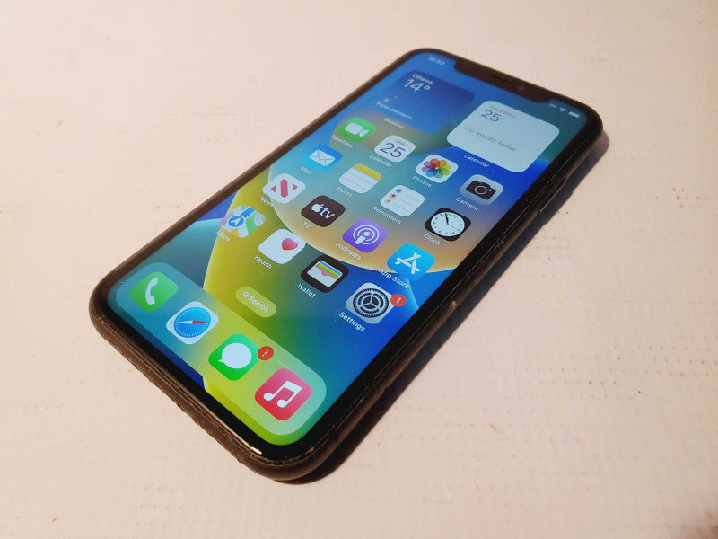 Apple iPhone 11 - 128GB - Gray (