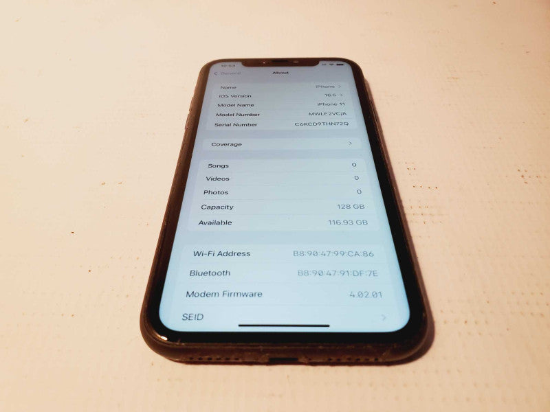 Apple iPhone 11 - 128GB - Gray (