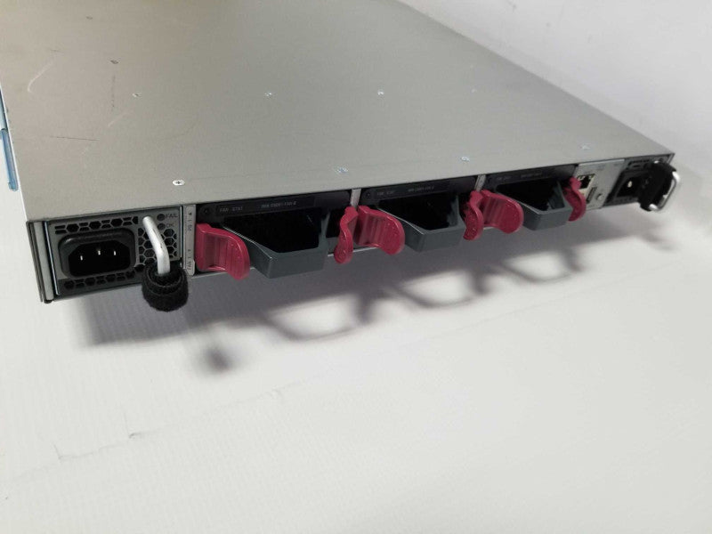 Cisco N5K-C5672UP 48-Port Network Switch  - Fact Reset #