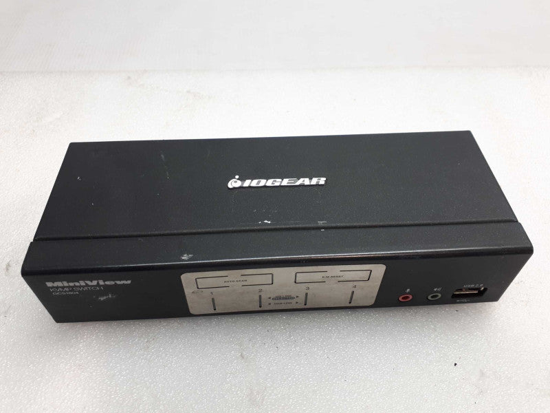 IOGEAR Mini view KVM Switch GCS1804 &