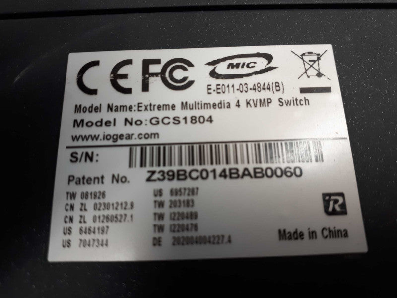 IOGEAR Mini view KVM Switch GCS1804 &