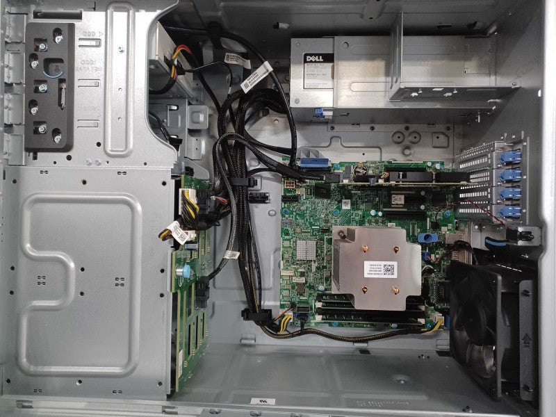 Dell PE T330, Xeon E3-1270v6 3.8GHz, 48GB DDR4, H730, 4x 3.5\\" Caddies _