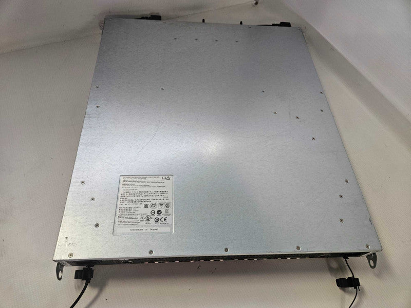 NetApp CN1610 16x 10Gb Ethernet SFP+ Port Interconnect Cluster Switch 111-009 Q)