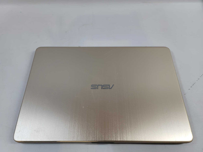 Asus VivoBook F505Z, AMD Ryzen 3, Radeon Vega 3, 5GB DDR4, 500GB SSD