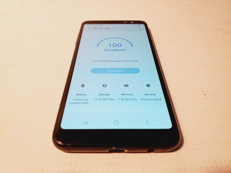 Samsung Galaxy A8 (2018) - 32GB - Black [Read] Q(
