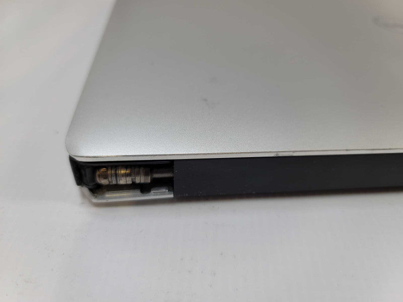 Dell XPS 15 7590 i9-9980HK @ 2.40GHz, 32GB DDR4, 4GB GeForce GTX 1650, 1TB SS