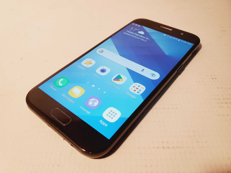 Samsung Galaxy A5 (2017) - 32GB - Black [Read] Q(