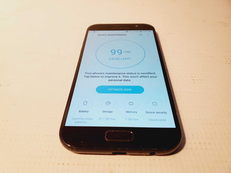 Samsung Galaxy A5 (2017) - 32GB - Black   Q(