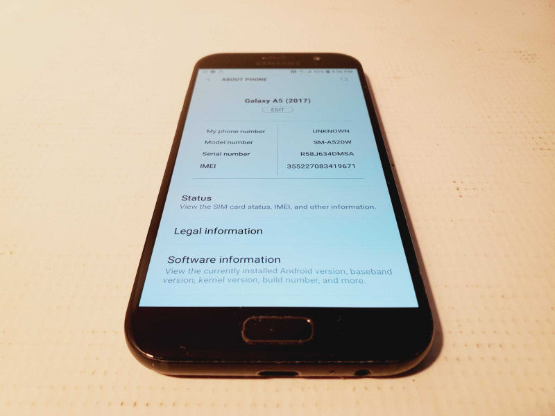 Samsung Galaxy A5 (2017) - 32GB - Black   Q(