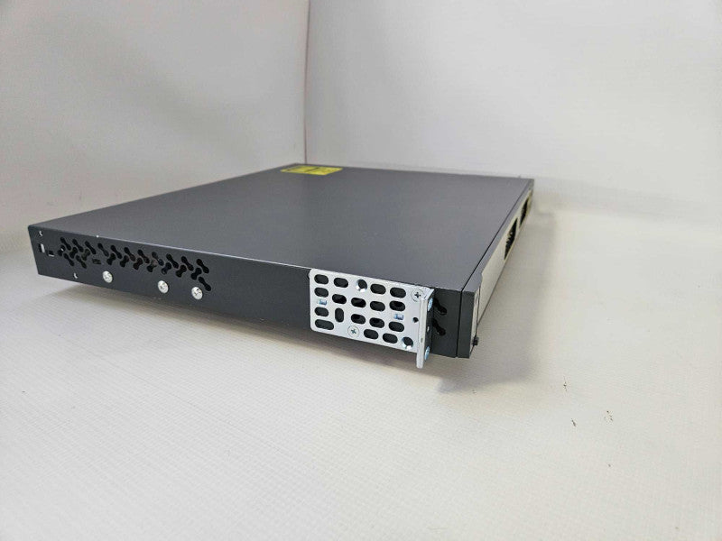 Cisco WS-C3750G-24TS-E1U Catalyst G-Series 24-Port Gigabit Ethernet Switch )