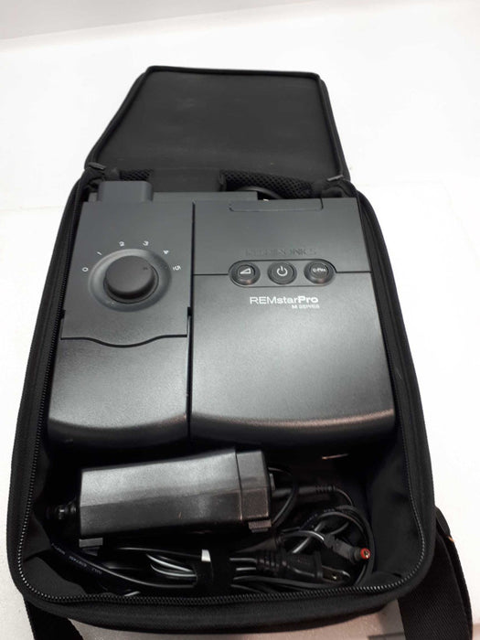 REMStar M-Series Respironics 1051157 with carrying bag &