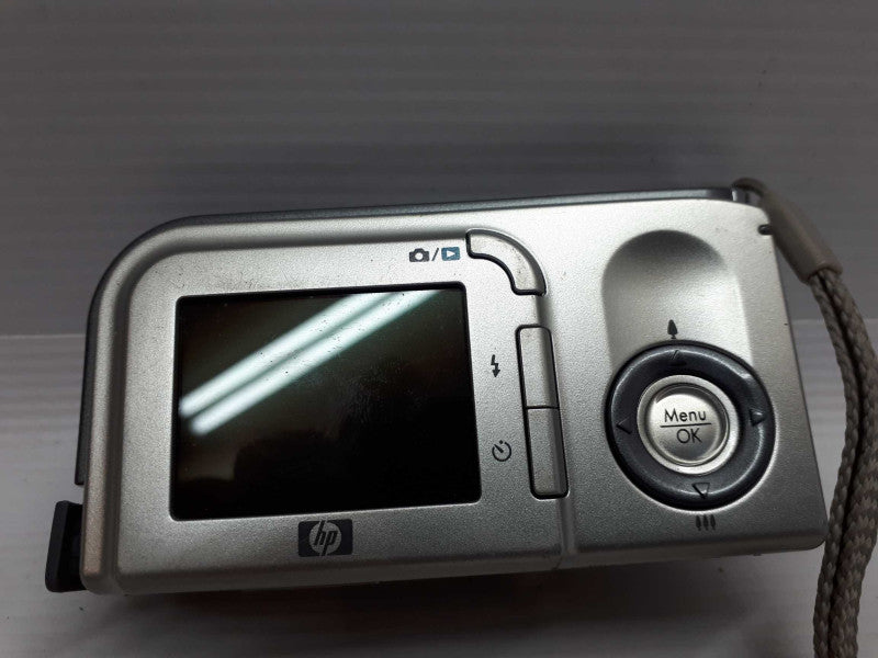 HP Photosmart E327 5.0 Megapixels SNPRB-0501 &
