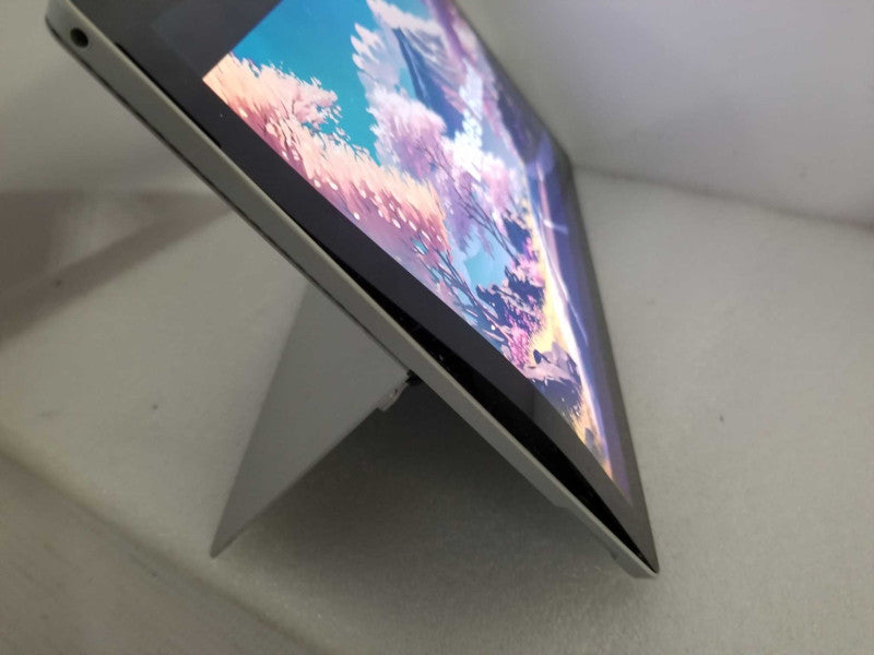 Microsoft Surface Pro 4 - i5-6300U 2.4GHz, 8GB RAM, 256GB SSD - READ