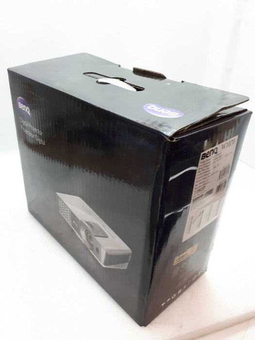 BenQ DLP HD 1080p Projector (W1070) - 3D Home Theater Projector new in Box &