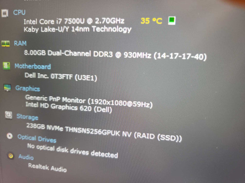 Dell XPS 13 9360 intel i7-7500U @ 2.70GHz / 8GB Ram / 256GB M.2