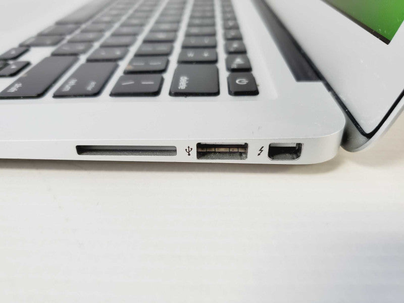 MacBook Air 2017 Core i7-5650U @ 2.2GHz 8GB DDR3 250GB SSD 13\\" (