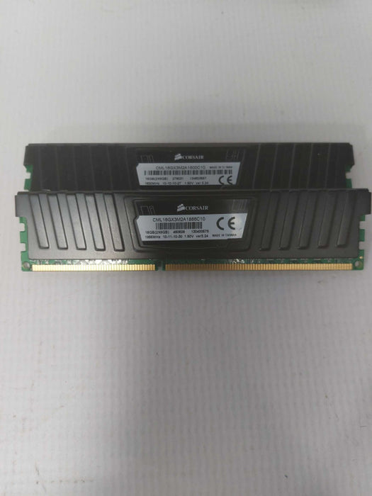 Corsair Vengeance 16GB (2x8GB) DDR3 CML16GX3M2A1866C10 ver4.23 1866Mhz Q