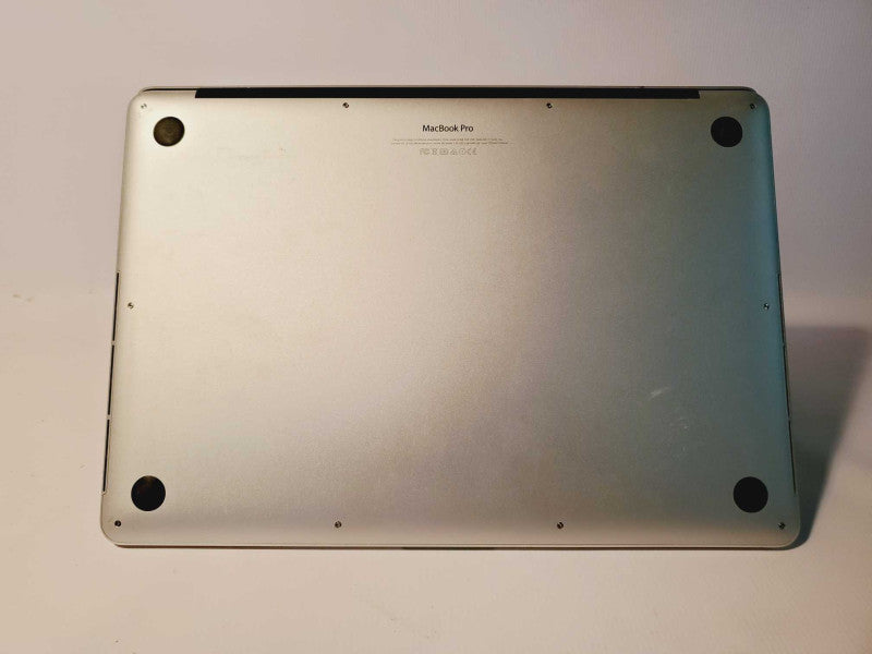 MacBook Pro 2015 Core i7-4870HQ @ 2.2GHz 16GB DDR3 250GB SSD M370x 2GB 15\\" (