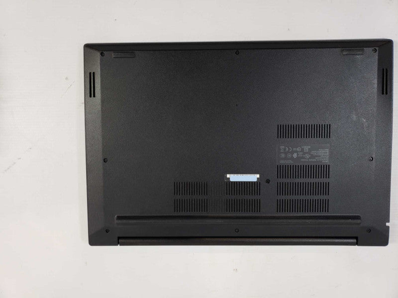 Lenovo ThinkPad E590 intel i7-8565U @ 1.80GHz 8GB / DDR4 256GB SSD M.2