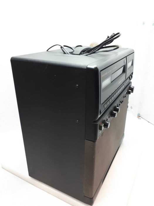 Singer Choice CD Graphics Karoke System CDG1 with two mics