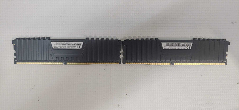 Corsair Vengeance 32GB (2x16GB) DDR4 2666 Gaming RAM Kit Q@