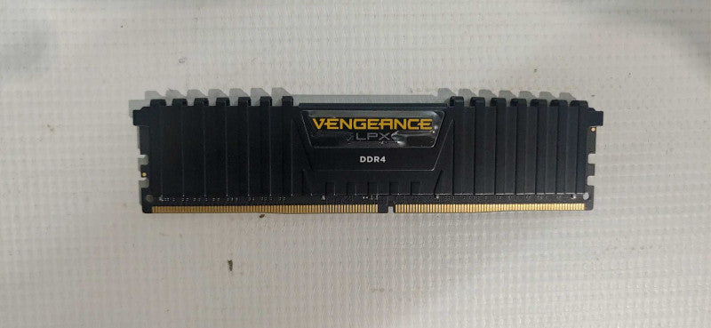 Corsair Vengeance 16GB DDR4 2400 Gaming RAM @