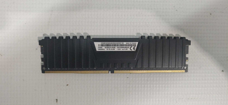 Corsair Vengeance 16GB DDR4 2400 Gaming RAM @
