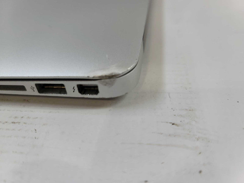 MacBook Air 2014 13\\" i5-4260U, 8GB DDR3, 256GB SSD