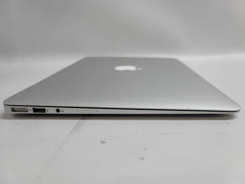 MacBook Air 2015 13\\" i5-5250U @ 1.60GHz, 8GB DDR3, 500GB SSD