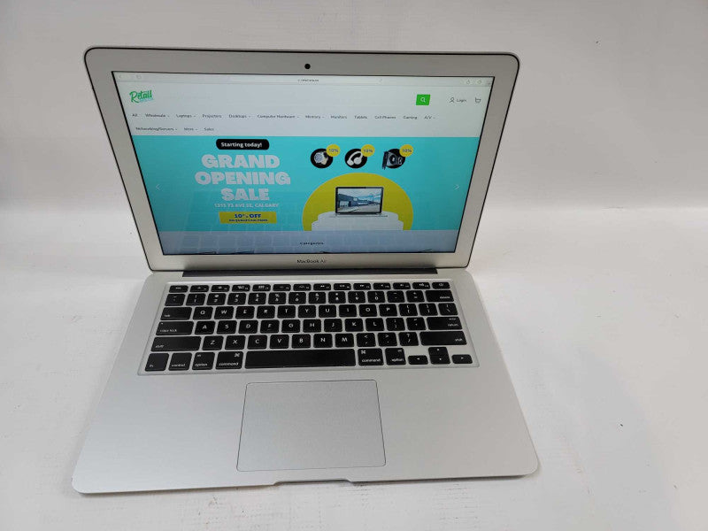 MacBook Air 2015 13\\" i5-5250U @ 1.60GHz 8GB DDR3, 500GB SSD