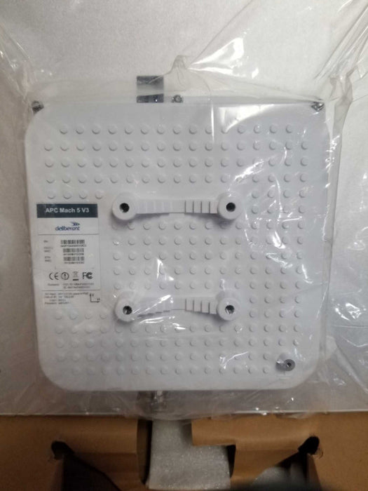 New Open-Box APC MACH 5 V3 Ourdoor Router  Q#