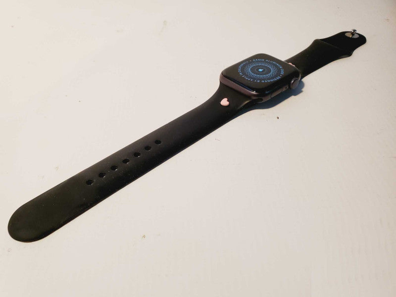 Apple iWatch SE - Unknown Storage - Black [Read] (