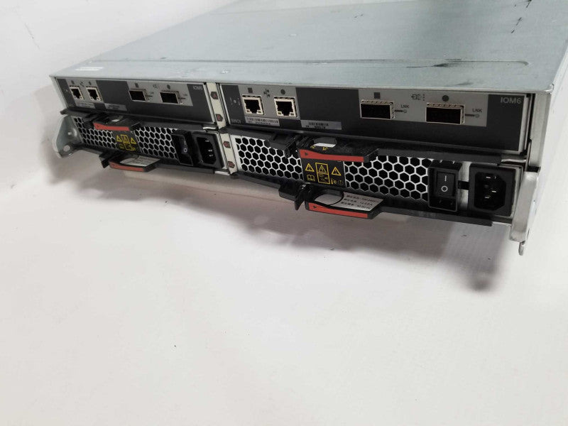 Netapp Naj-1001 sas array 24x 2.5\\" Slots / 2x controllers 6gbps / 2x PSU #