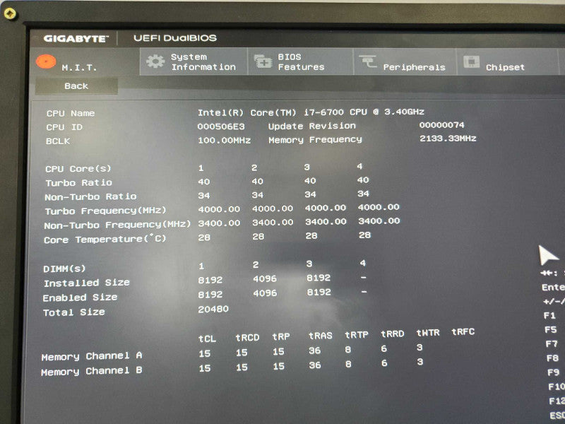 Gigabyte GA-Z170X-UD5 + Intel Core i7-6700 @ 3.4GHz + 20GB DDR4 (