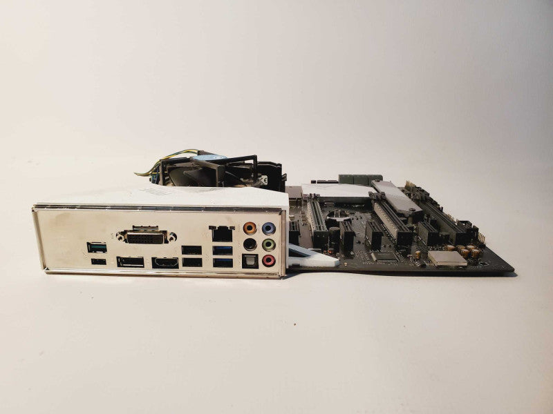Asus Prime Z370-A II + Intel Core i7-8700 @ 3.2GHz + 16GB DDR4 (