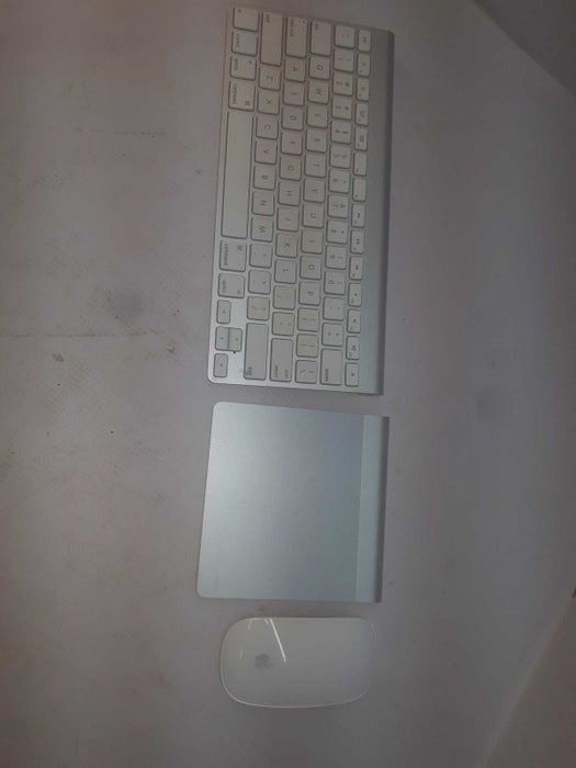Apple Keyboard A1314, Mousepad A1339, Mouse A1296