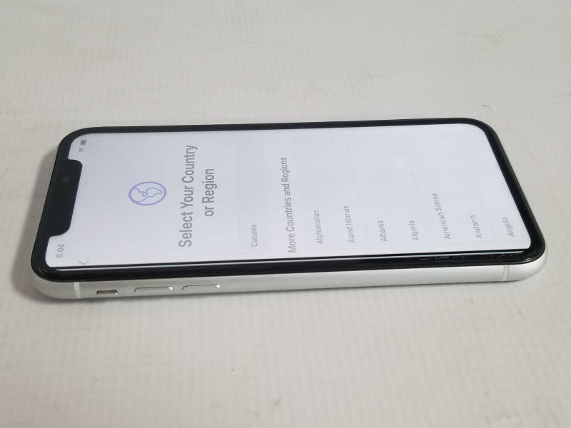 Apple iPhone XR 64GB, Read _
