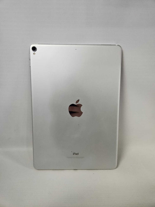 Apple iPad Pro 10.5 Inch - 256GB - Gray (Wifi) A1701 *Broken LCD* )