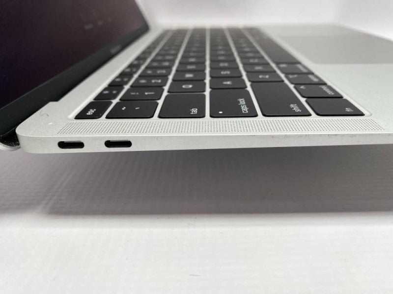 2019 13-inch MacBook Air Retina with Intel i5 CPU 16GB RAM & 120GB Storage #