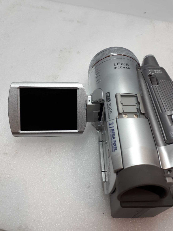 Panasonic PV-GS250 3.1MP 3CCD MiniDV Camcorder w/10x Optical Zoom