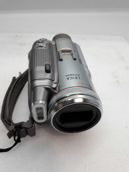 Panasonic PV-GS250 3.1MP 3CCD MiniDV Camcorder w/10x Optical Zoom &