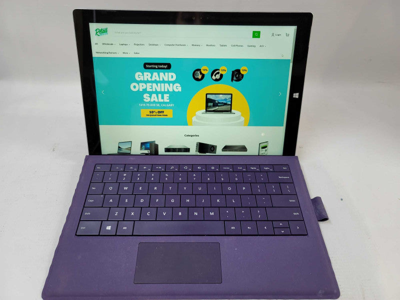 Microsoft Surface Pro 3 w/ detachable Keyboard i5-4300U, 4GB DDR3, 128GB SSD Î²