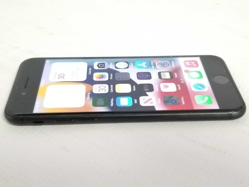 Apple iPhone 7 32 GB - Black, Unlocked Q_