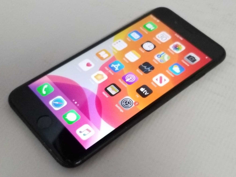 Apple iPhone 7 PLUS 128 GB locked to Bell _