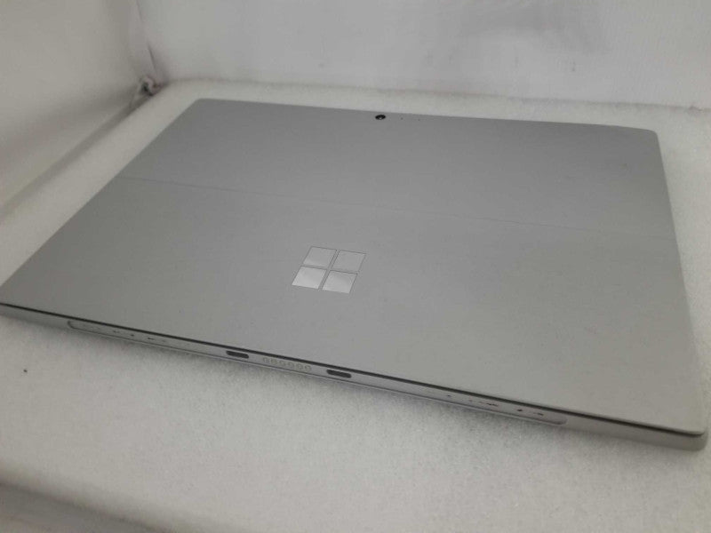 Microsoft Surface 5 - i7-7600U 2.5GHz, 8GB RAM, 256GB SSD - READ