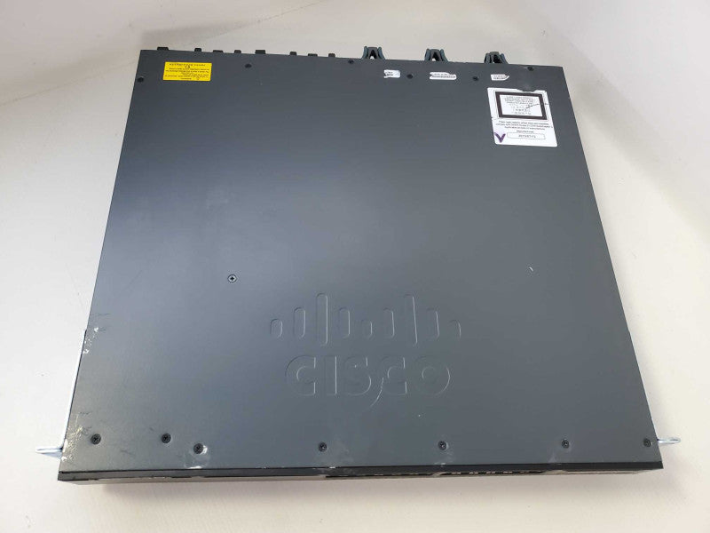 Cisco Catalyst WS-C3650-24PS-E Ethernet PoE 4x1G )